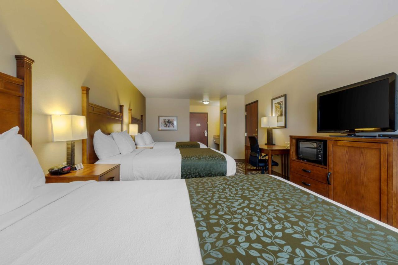 Best Western Plus Red River Inn Clarendon Экстерьер фото