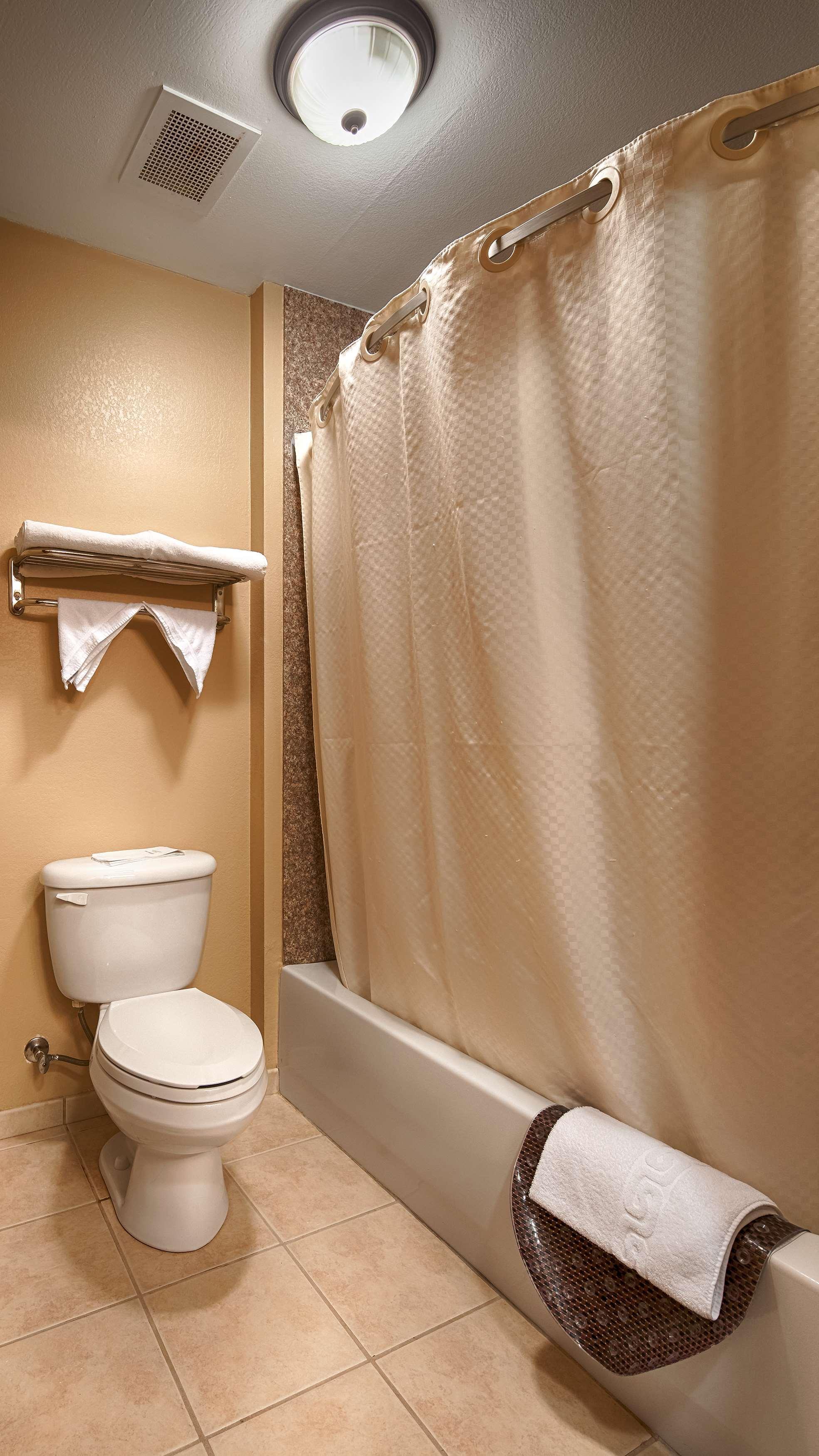 Best Western Plus Red River Inn Clarendon Экстерьер фото